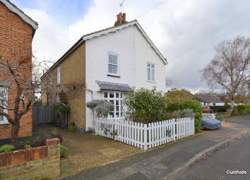 Semi-detached house For Sale in Shepperton