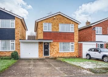 Detached house For Sale in Epping