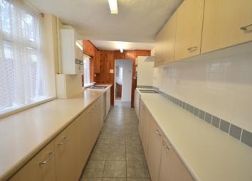 Terraced house To Rent in Sheerness