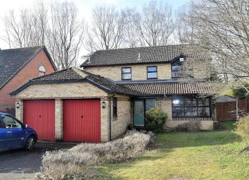 Detached house For Sale in Tadley