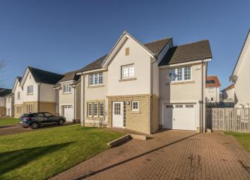 Detached house For Sale in Kirkliston