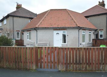 Detached bungalow For Sale in Filey