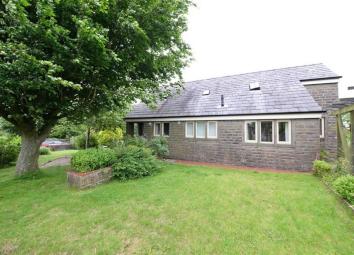 Detached house To Rent in Keighley