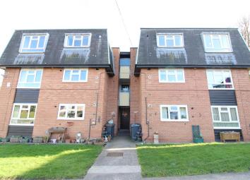 Flat To Rent in Derby
