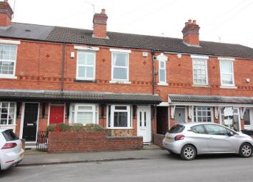 Terraced house For Sale in Kingswinford