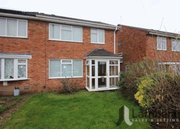 Semi-detached house For Sale in Studley