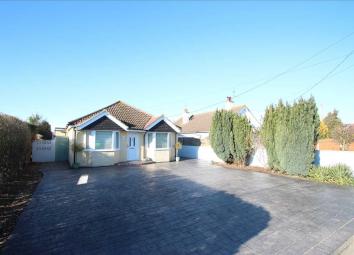 Bungalow For Sale in Clacton-on-Sea