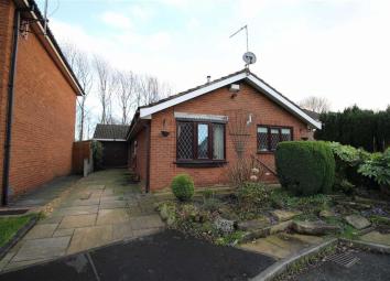 Detached bungalow For Sale in Preston