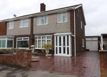 Semi-detached house For Sale in Usk