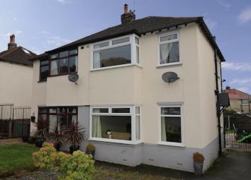 Semi-detached house For Sale in Otley