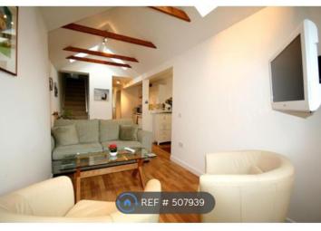 2 Bedroom Semi-detached house to rent