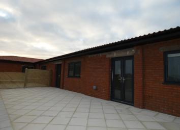 Bungalow To Rent in Taunton