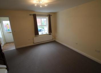 Semi-detached house To Rent in Redditch