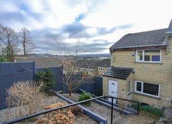 Town house For Sale in Holmfirth