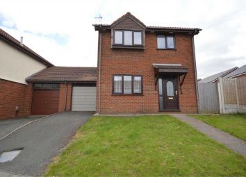 Detached house To Rent in Wirral