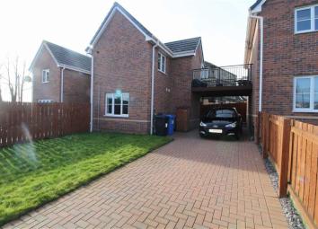 Detached house For Sale in Clydebank