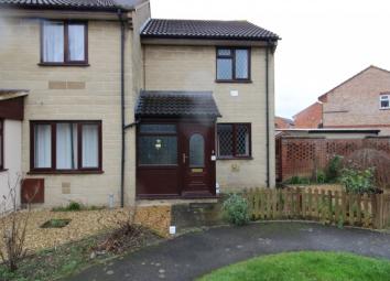 End terrace house To Rent in Bridgwater