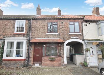 Terraced house For Sale in Northallerton