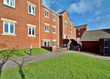 Flat For Sale in Pontypridd