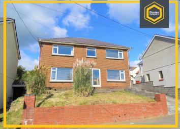 Detached house For Sale in Llanelli