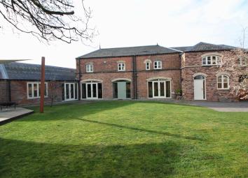 Barn conversion For Sale in Retford