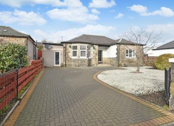 Detached bungalow For Sale in Dunfermline