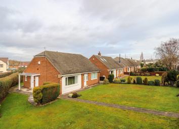 Detached bungalow For Sale in Wakefield