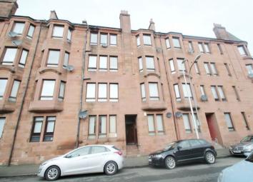 Flat For Sale in Renfrew
