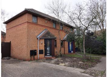 Semi-detached house For Sale in Milton Keynes