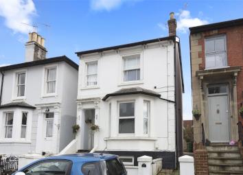 Flat For Sale in Dorking