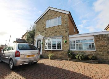 Detached house For Sale in Pudsey
