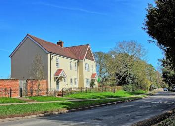 Semi-detached house For Sale in Royston