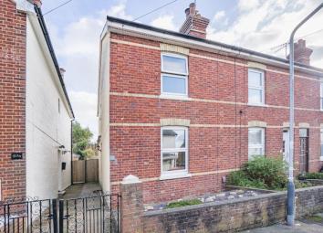 End terrace house For Sale in Tunbridge Wells