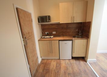 Flat To Rent in Croydon