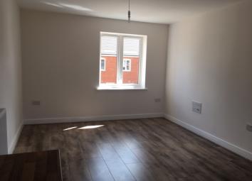 Town house To Rent in Slough