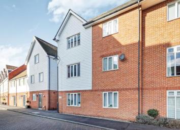 Flat For Sale in Canterbury