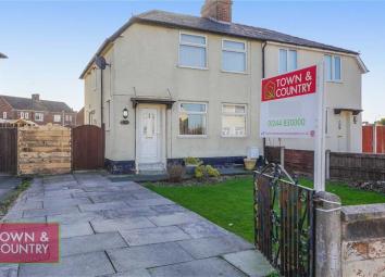 Semi-detached house For Sale in Deeside