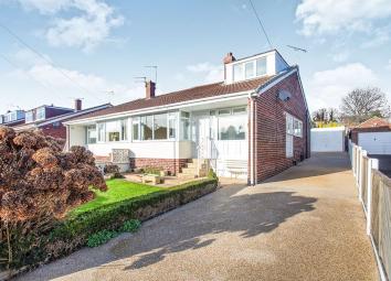 Bungalow For Sale in Castleford