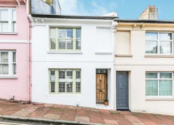 Terraced house For Sale in Brighton