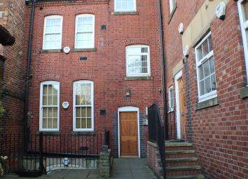 Flat For Sale in Batley