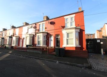 End terrace house To Rent in Birkenhead