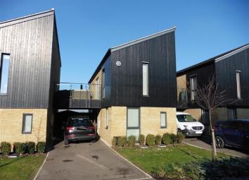 Link-detached house For Sale in Harlow