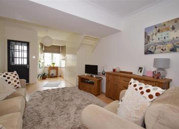 Terraced house For Sale in Woodford Green