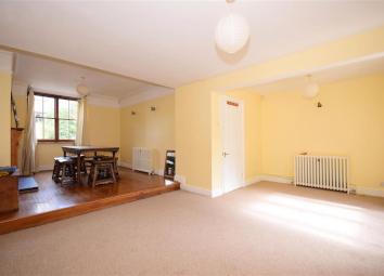 Semi-detached house For Sale in Woodford Green
