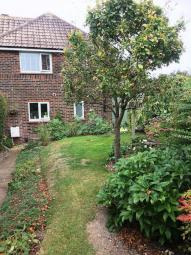 Semi-detached house To Rent in Brighton