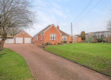 Detached bungalow For Sale in Horsham