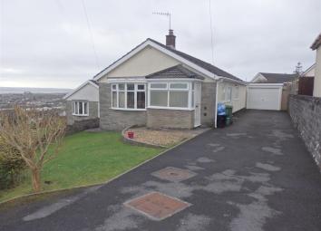 Detached bungalow For Sale in Llanelli