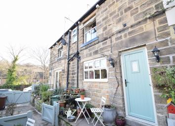 Cottage To Rent in Wakefield