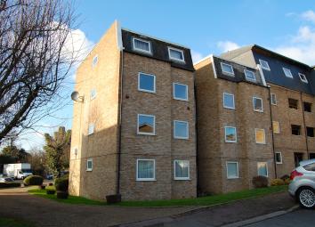 Flat To Rent in Ware