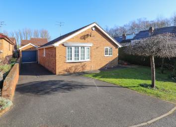 Detached bungalow To Rent in Sheffield